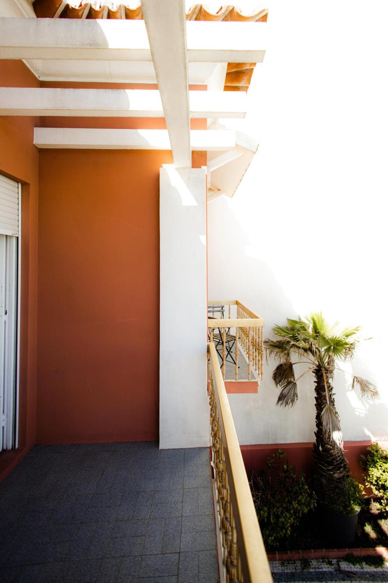 Green Coast Surf House Espinho  Exterior photo