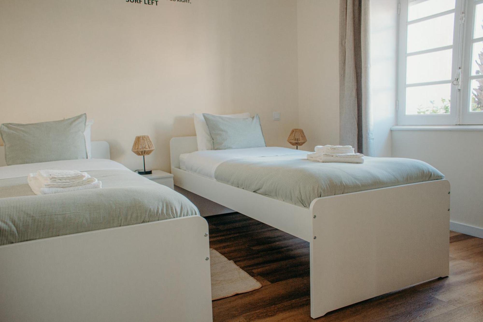Green Coast Surf House Espinho  Exterior photo