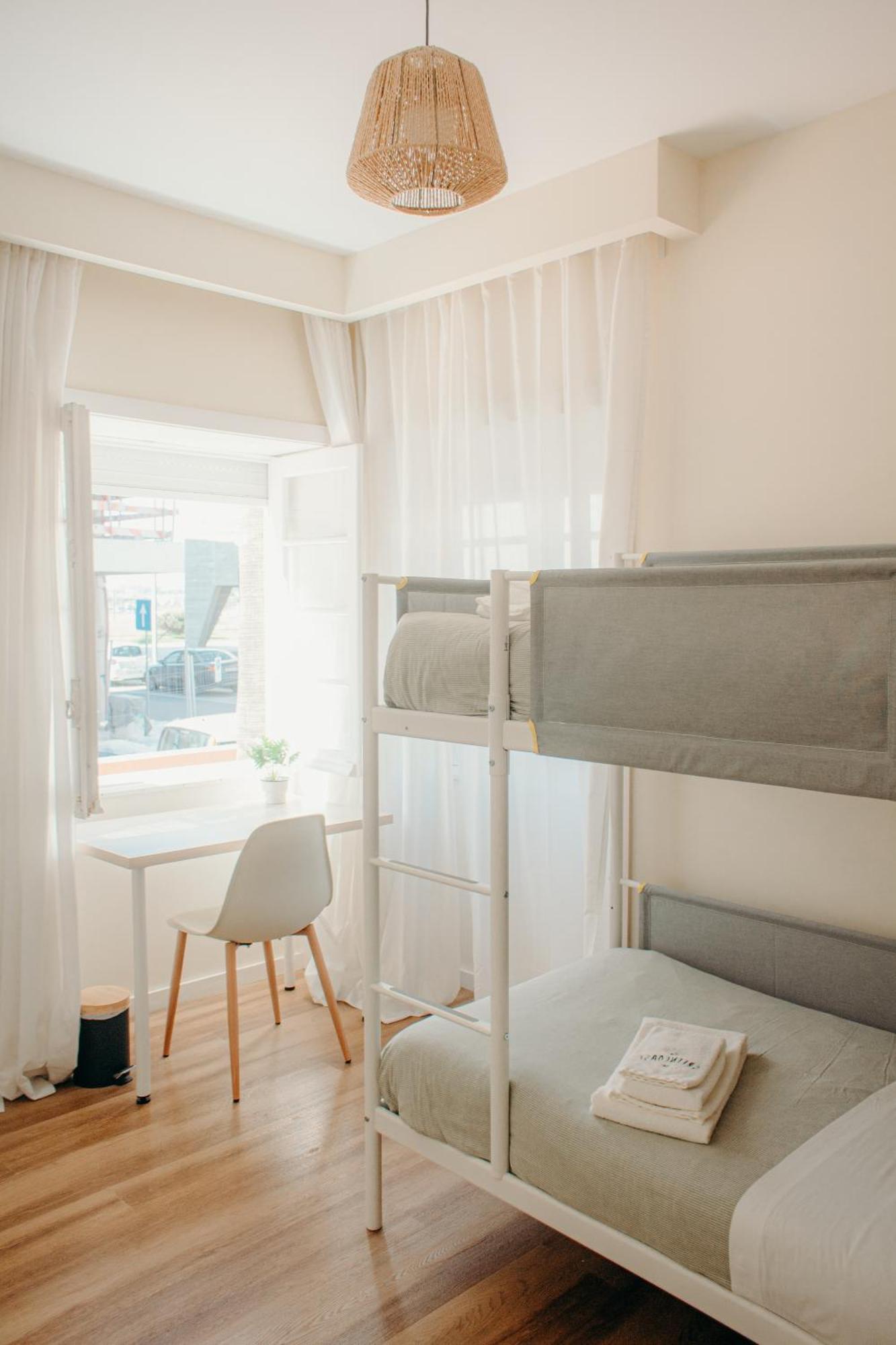Green Coast Surf House Espinho  Exterior photo